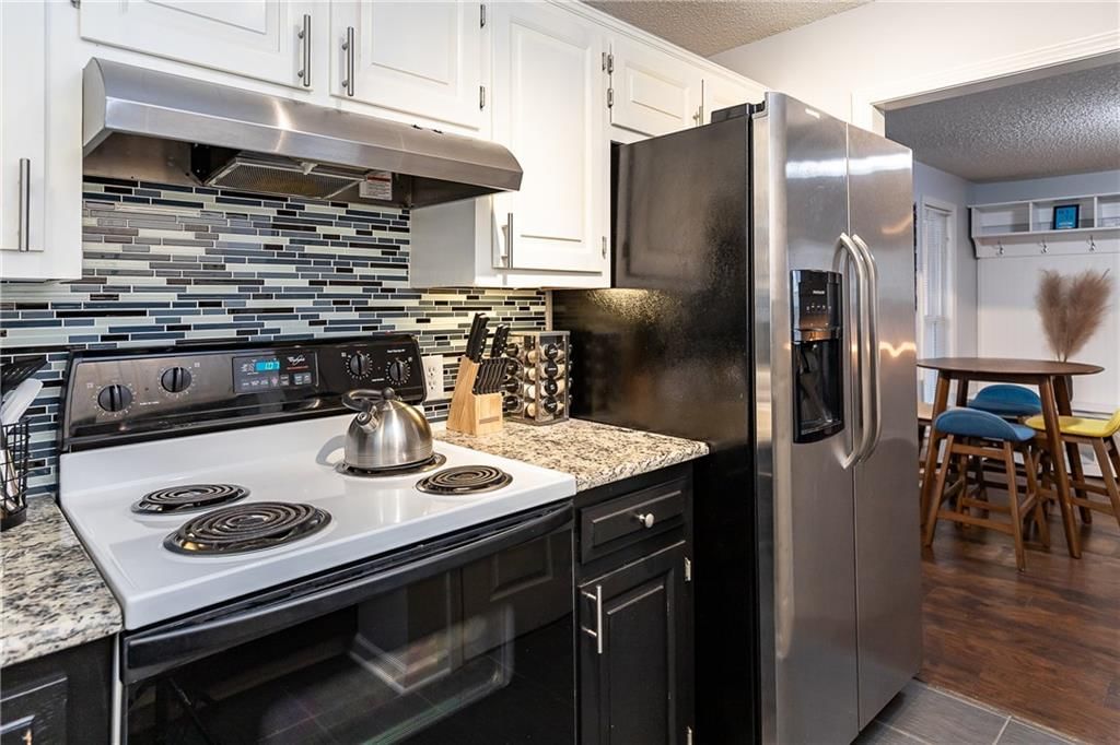 4742 Jarboe Street — photo 15