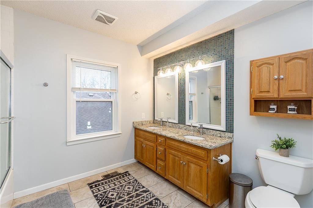 4742 Jarboe Street — photo 25