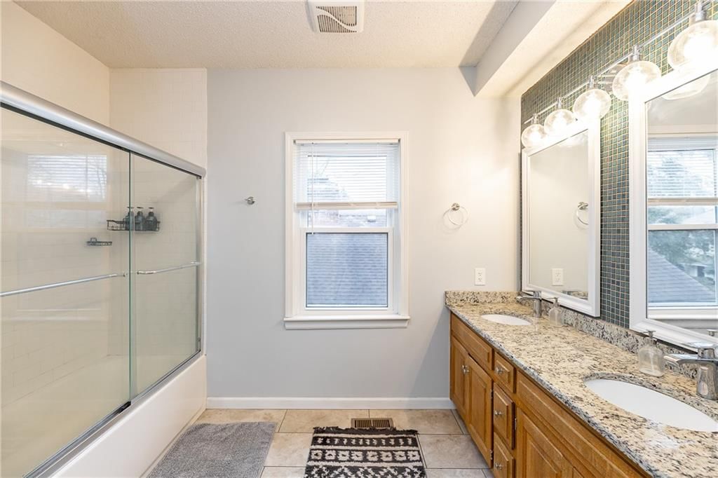 4742 Jarboe Street — photo 26