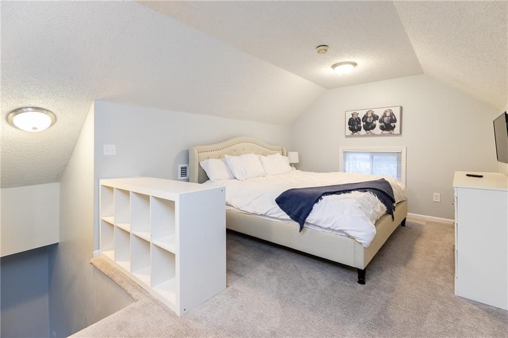 4742 Jarboe Street — photo 27