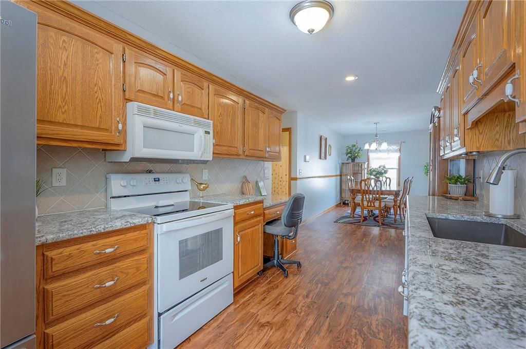 901 MERCURY Way — photo 10