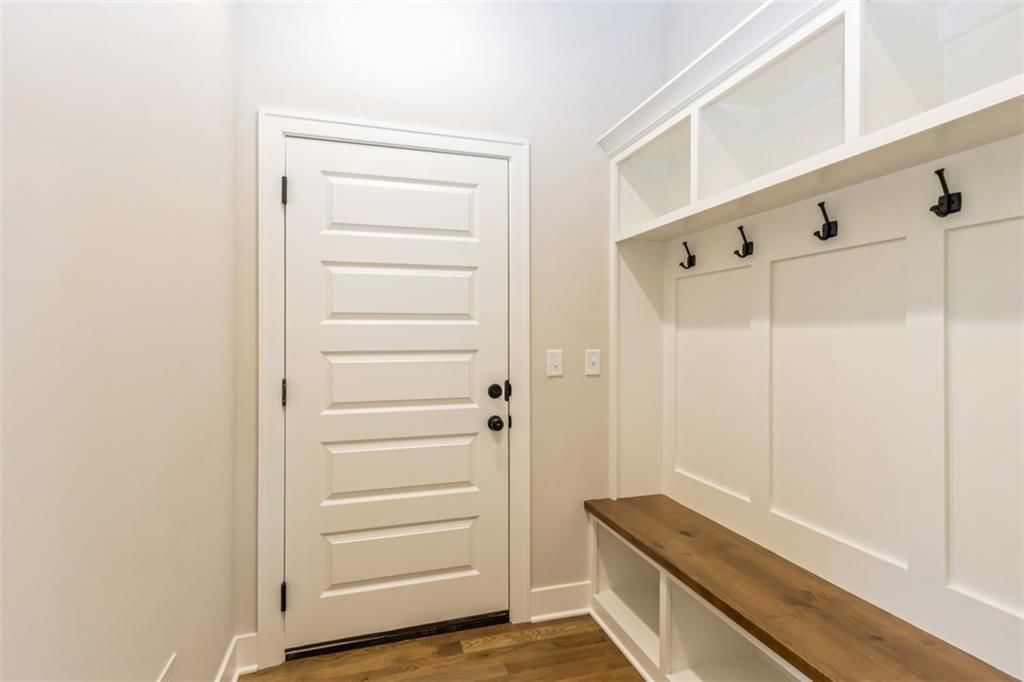 11453 S Montclaire Drive — photo 15