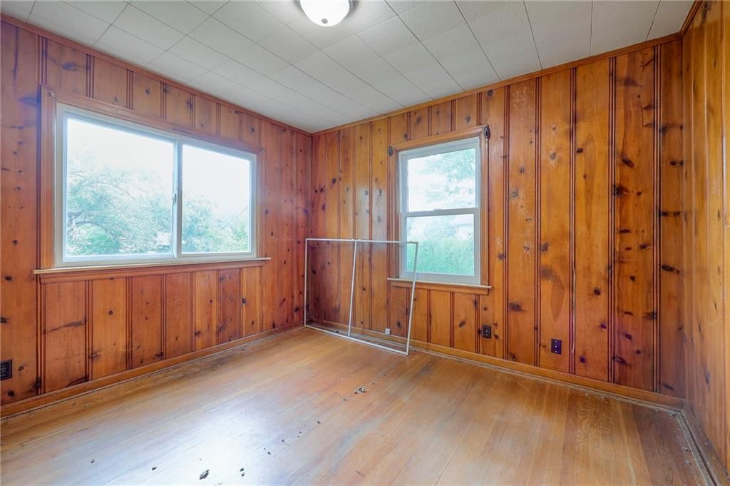5200 NW Valley View Road — photo 14