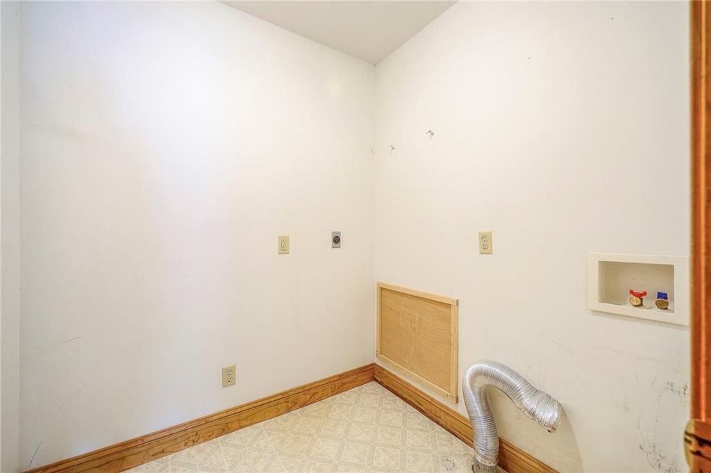 5200 NW Valley View Road — photo 18