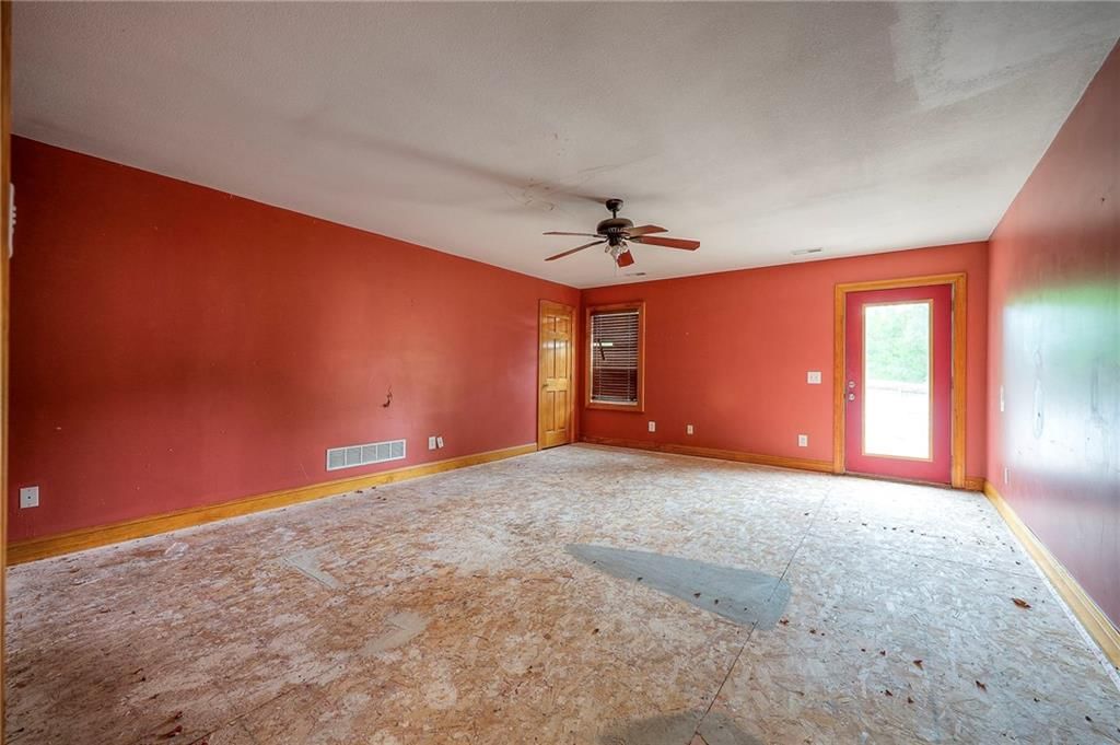 5200 NW Valley View Road — photo 20