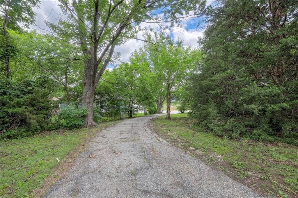 5200 NW Valley View Road — photo 5