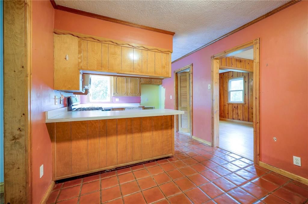 5200 NW Valley View Road — photo 7