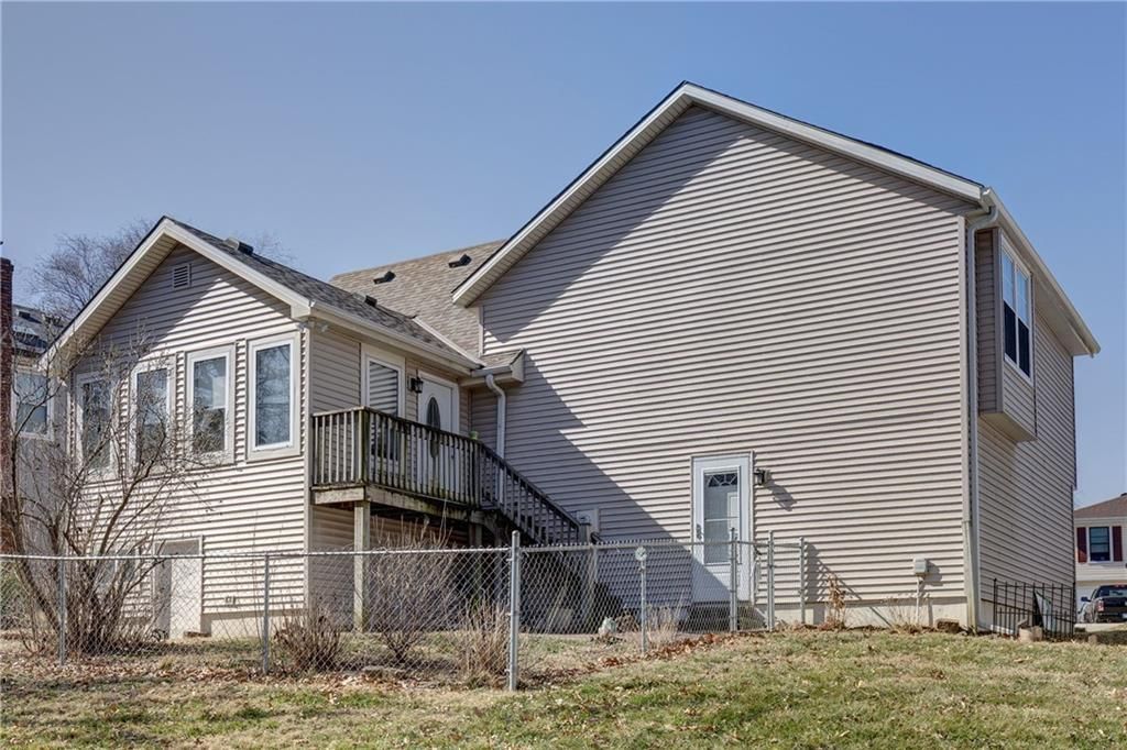 4947 Perry Lane — photo 24