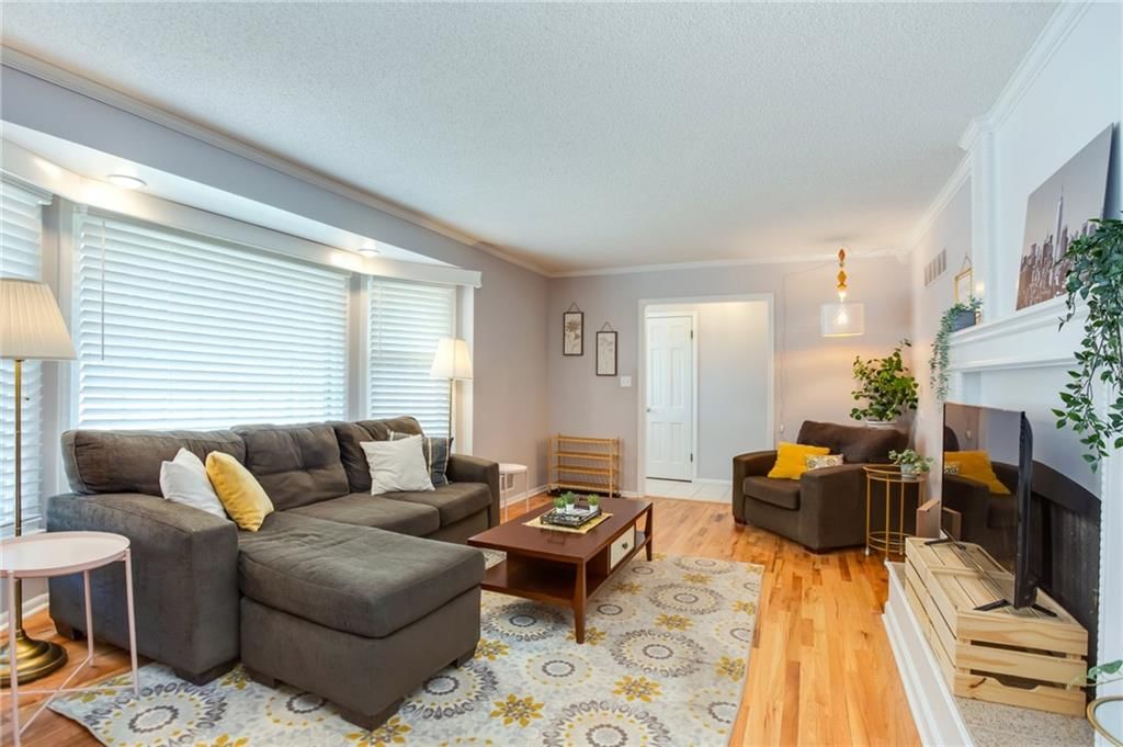 9650 Johnson Drive — photo 4