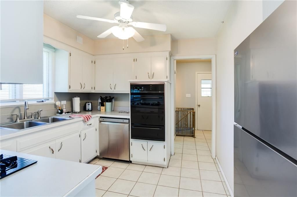 9650 Johnson Drive — photo 5