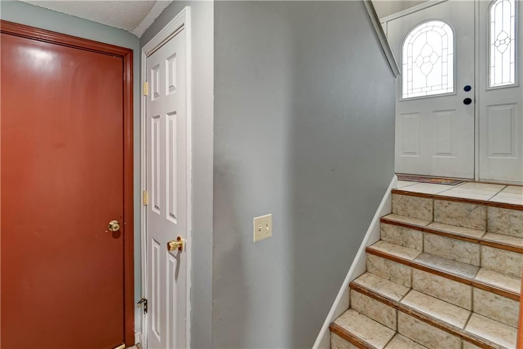 609 N Stevenson Street — photo 16