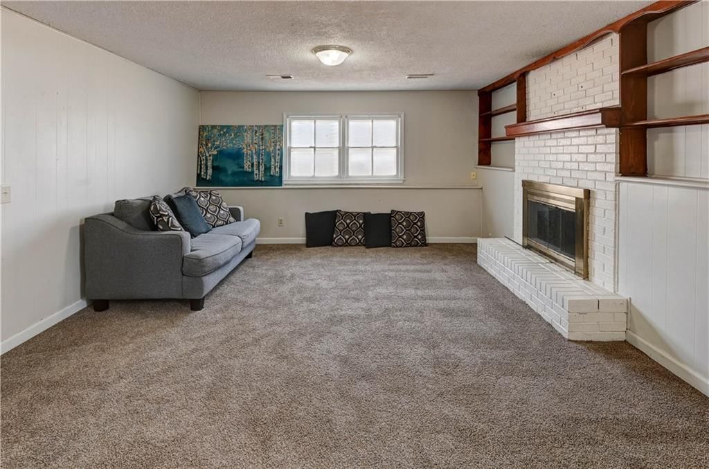 609 N Stevenson Street — photo 18