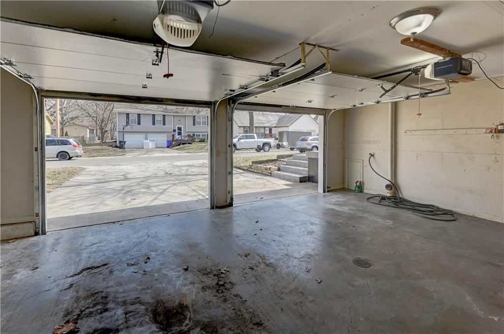 609 N Stevenson Street — photo 25