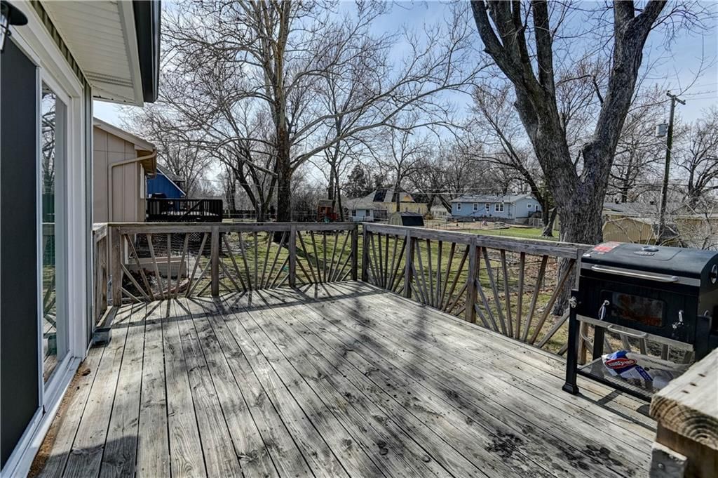 609 N Stevenson Street — photo 28