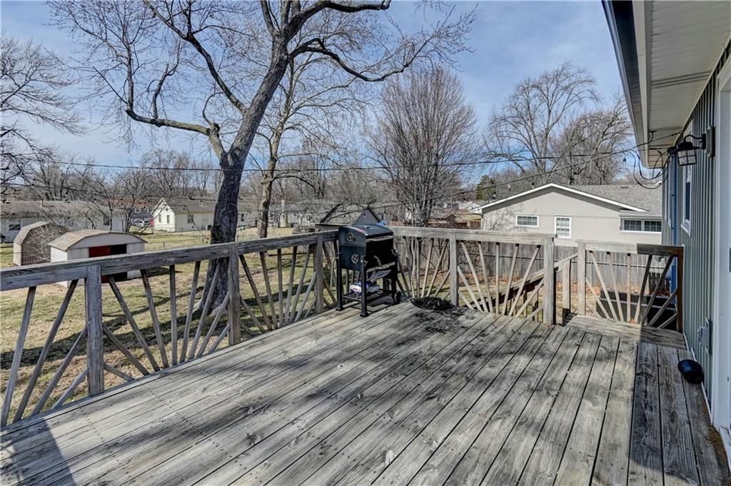609 N Stevenson Street — photo 29