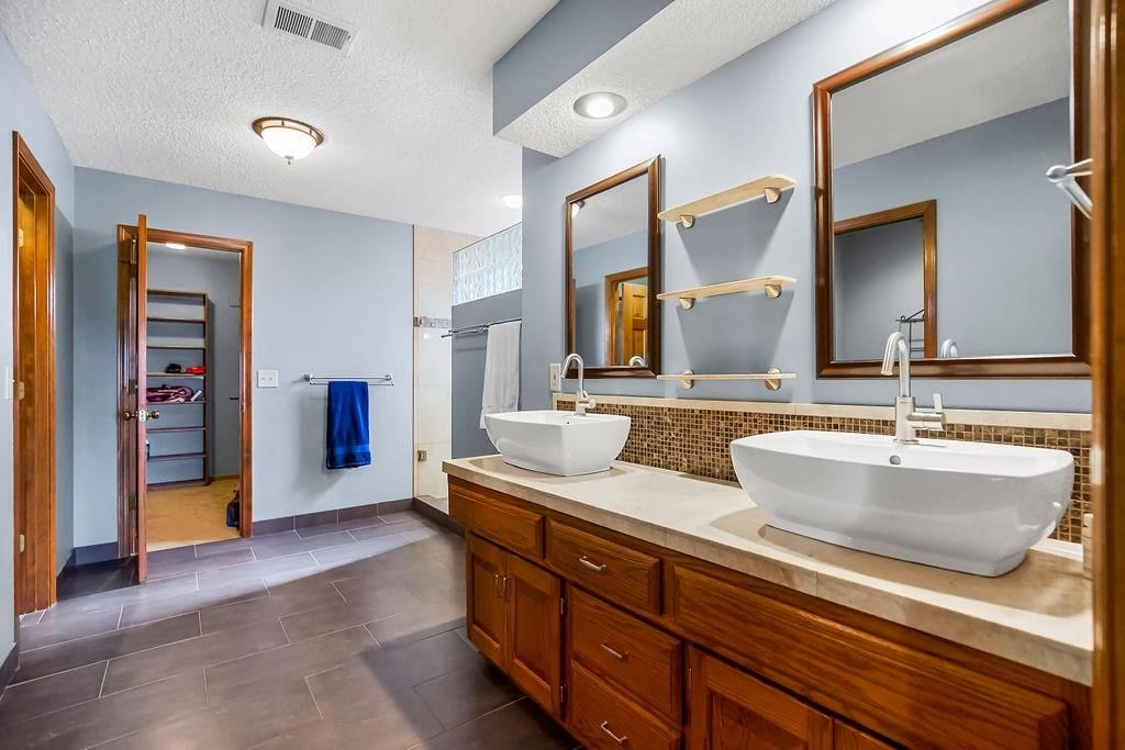 11423 S Millview Circle — photo 25