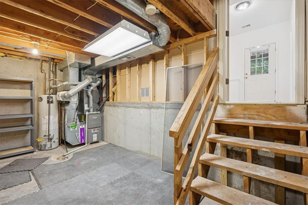 220 NE Fiddlewood Avenue — photo 24