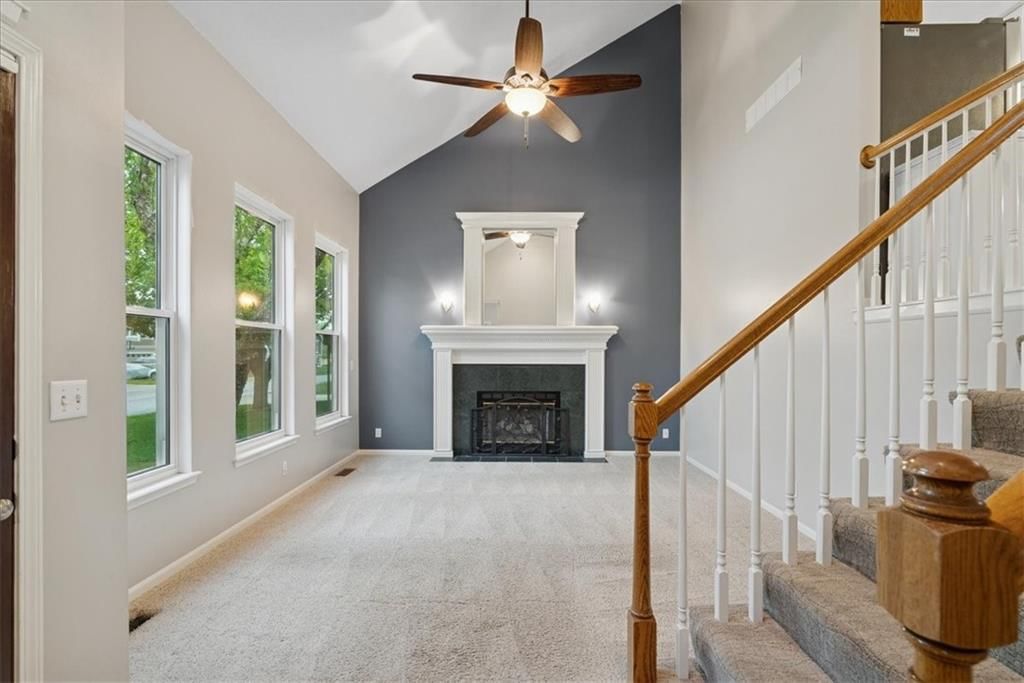 220 NE Fiddlewood Avenue — photo 6