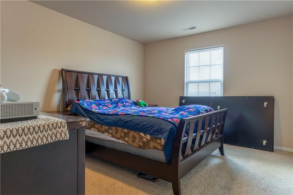 1449 Legends Circle — photo 11