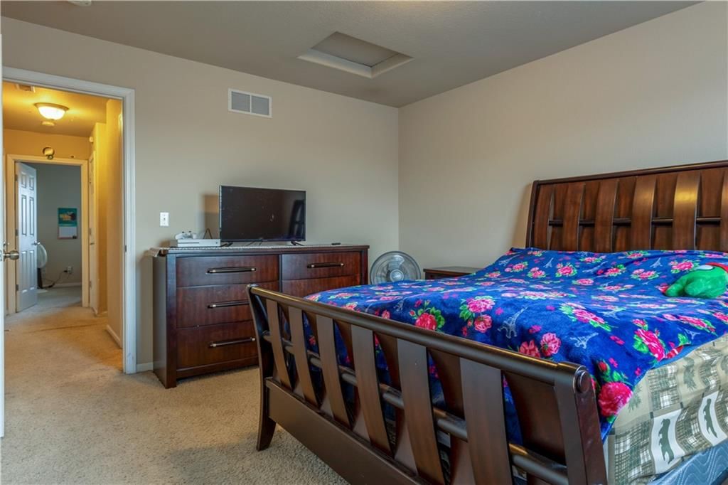 1449 Legends Circle — photo 12