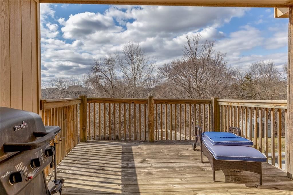 1449 Legends Circle — photo 17