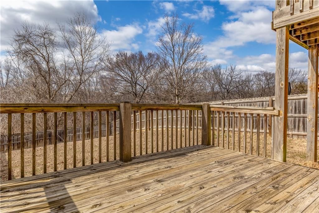 1449 Legends Circle — photo 18