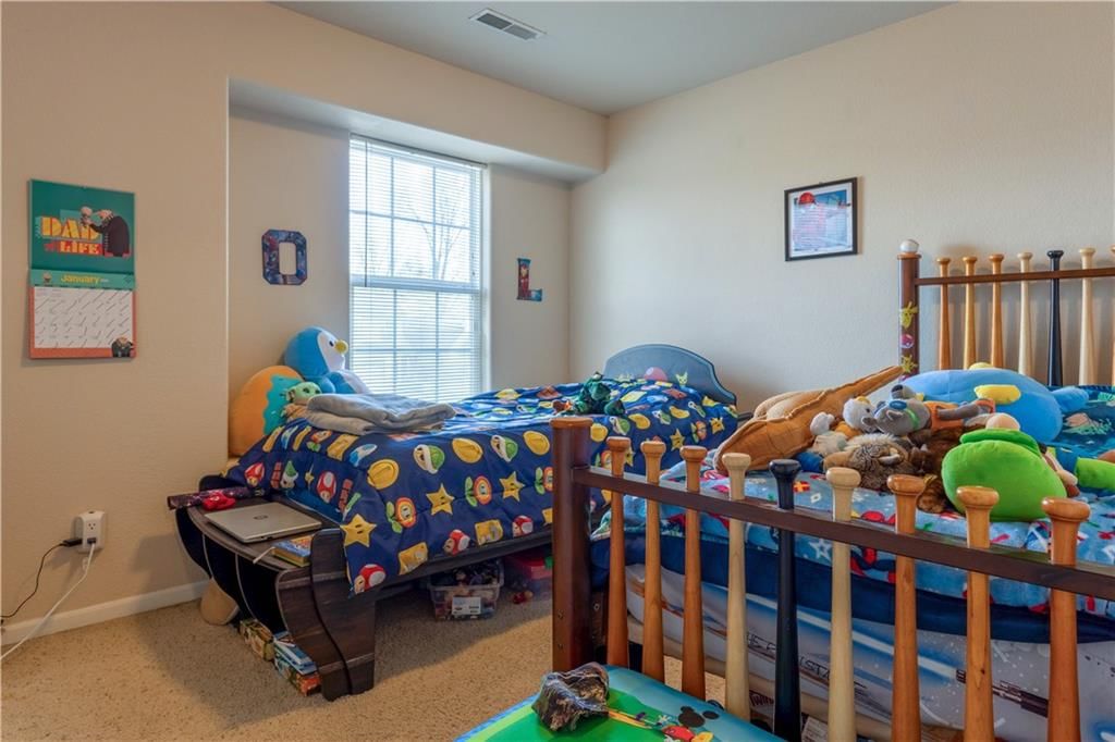 1449 Legends Circle — photo 10