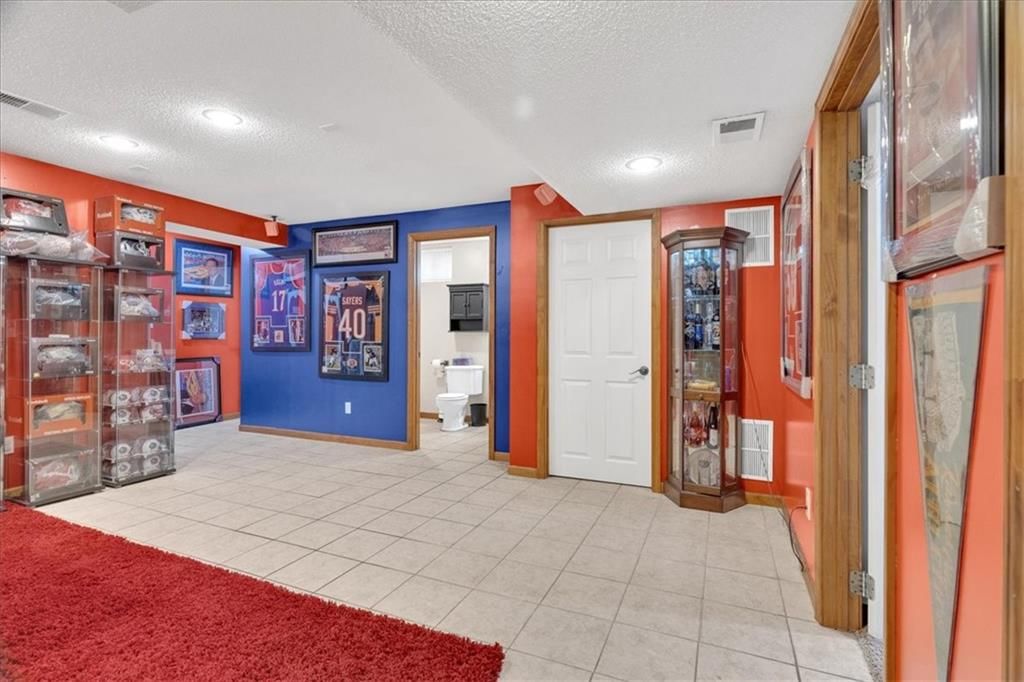 213 NE PASEO Place — photo 13