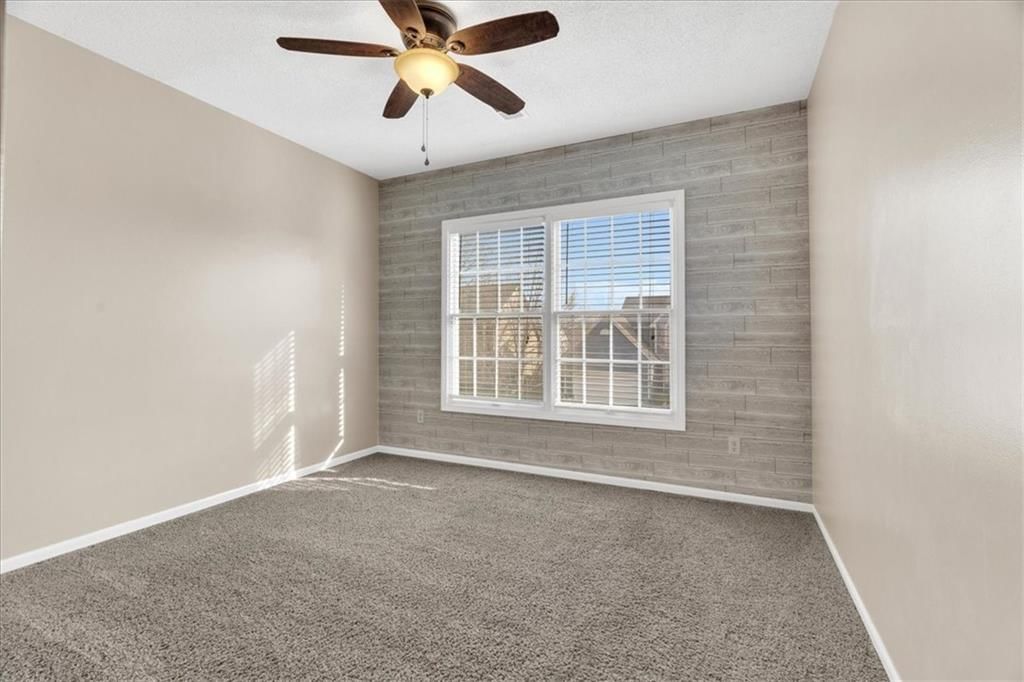 213 NE PASEO Place — photo 20