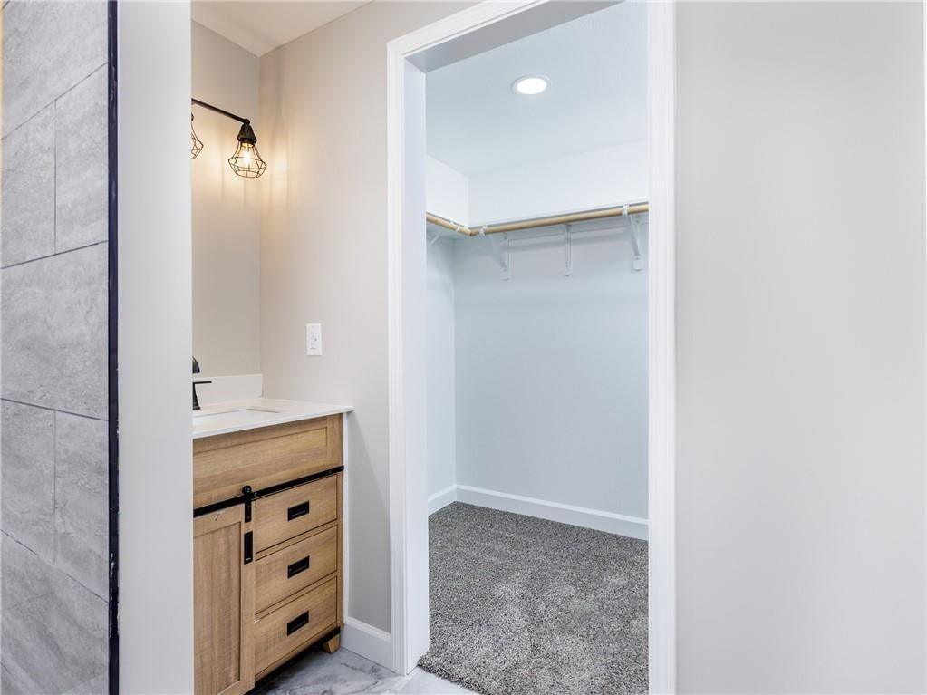 310 SW 11th Road — photo 23