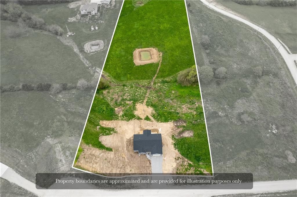 310 SW 11th Road — photo 42