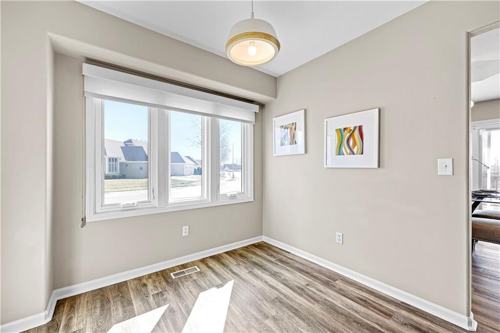 8806 Crysler Avenue — photo 14