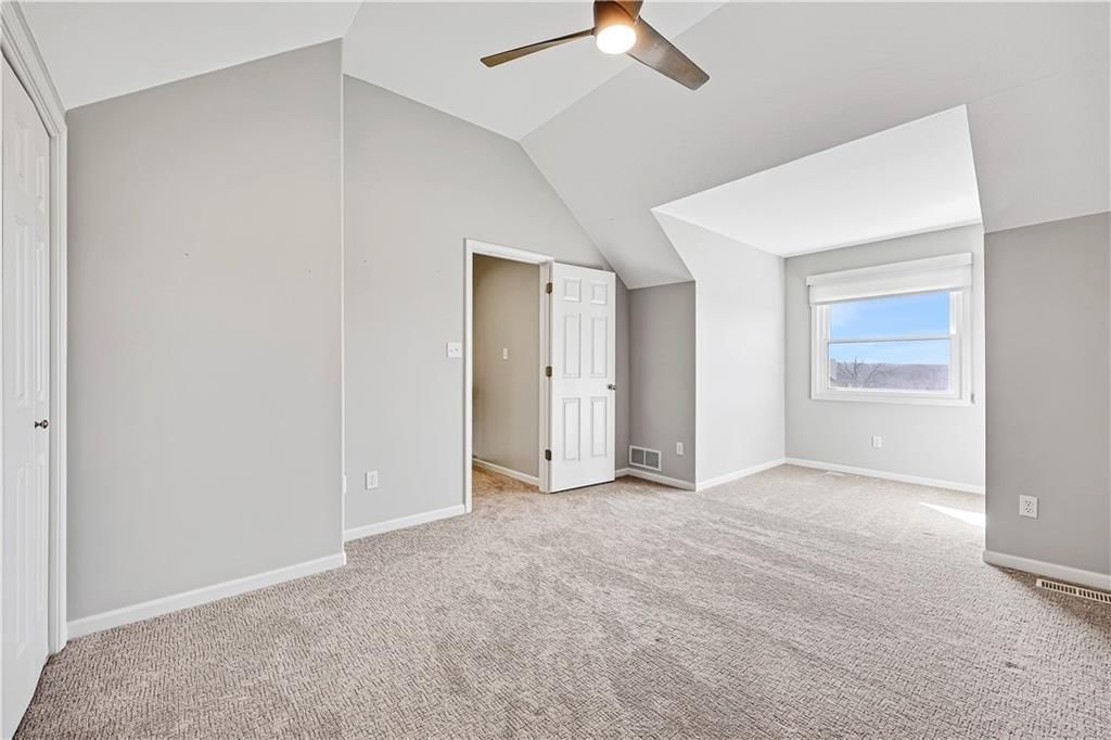 8806 Crysler Avenue — photo 23