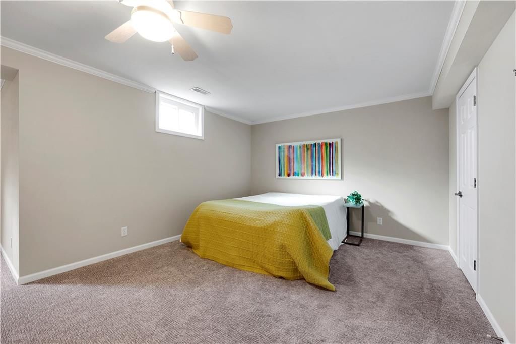 8806 Crysler Avenue — photo 27