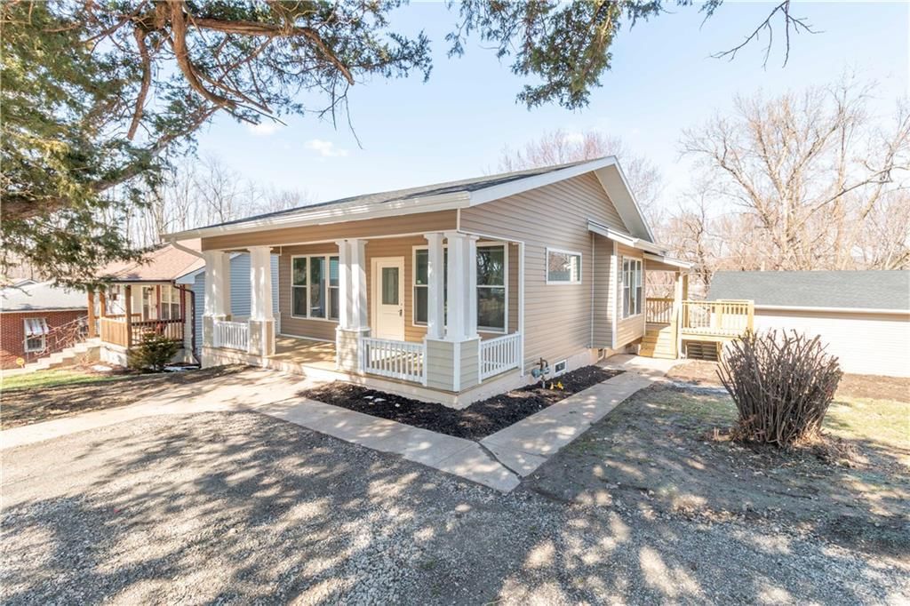 3207 Scott Street — photo 2