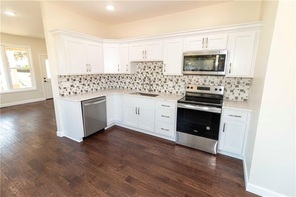3207 Scott Street — photo 14