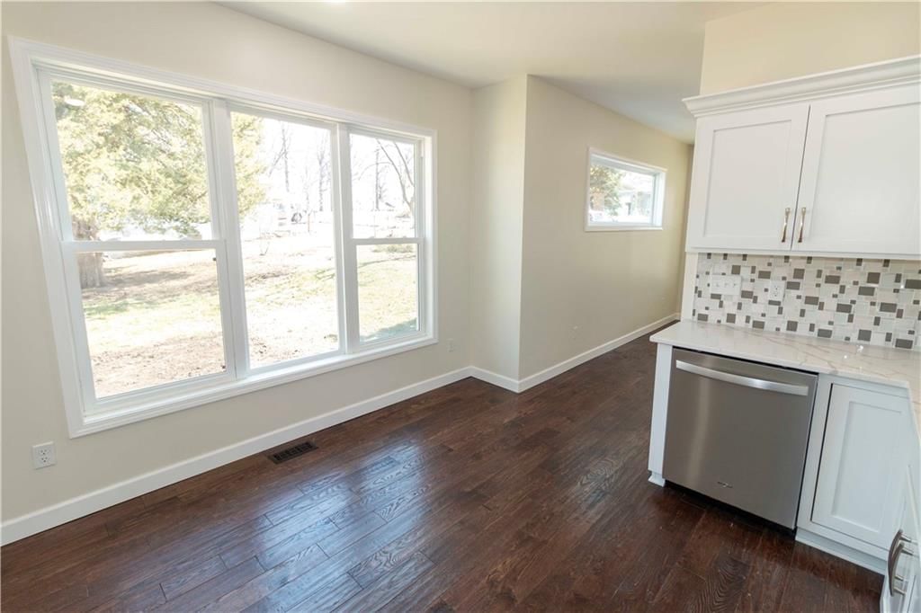 3207 Scott Street — photo 16