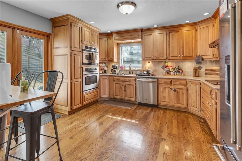 10008 NW Mirror Lake Drive — photo 8