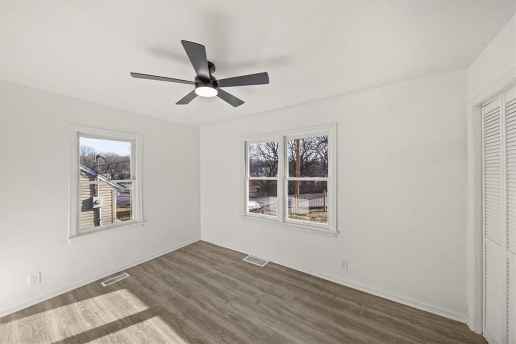1214 S HARRIS Avenue — photo 8