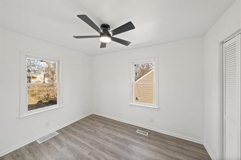 1214 S HARRIS Avenue — photo 10