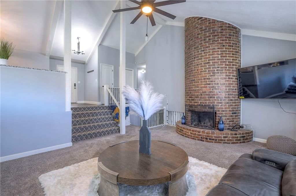 1006 Silver Lake Drive — photo 17