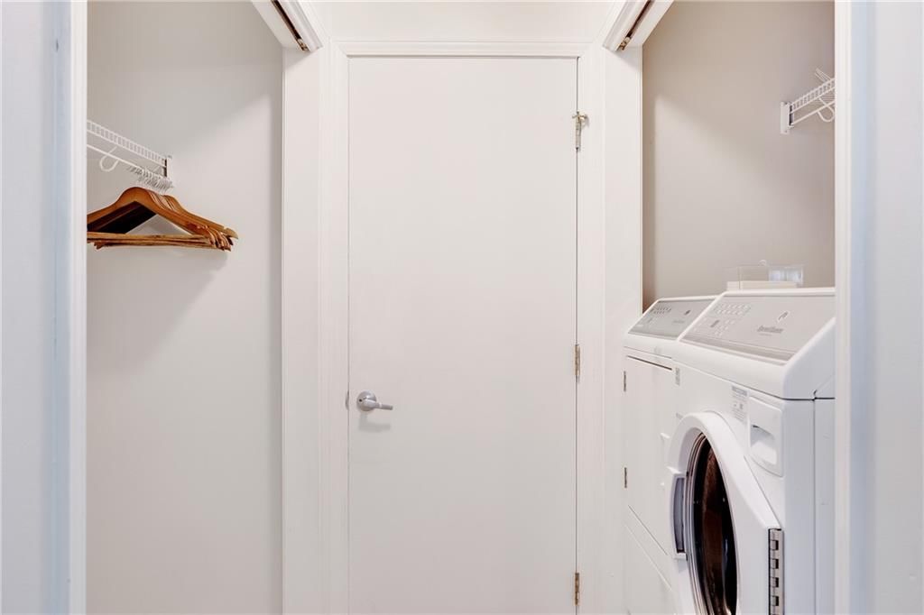 1003 Stonebrook Lane — photo 3
