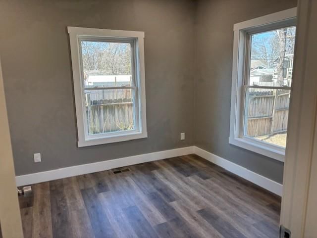 716 W 2nd Street — photo 9