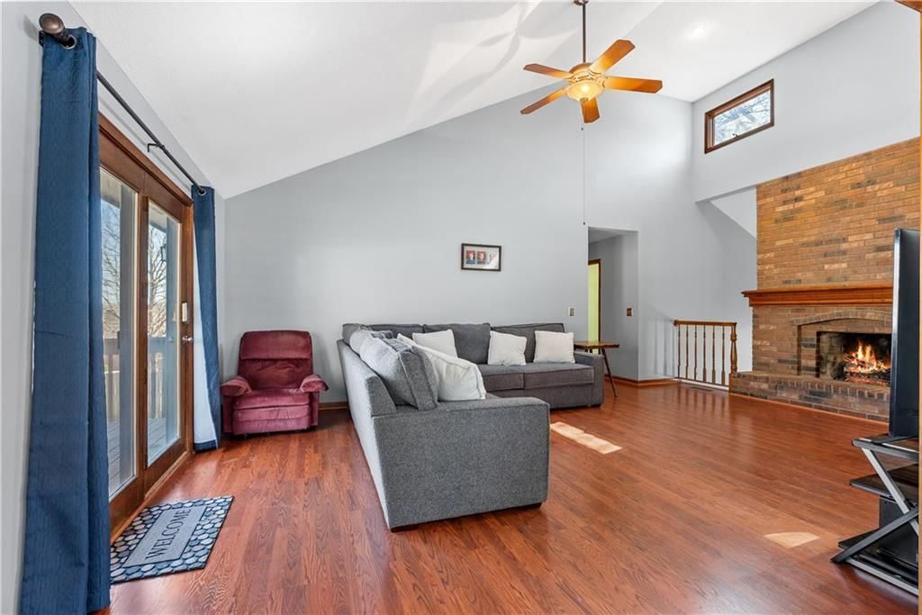 275 NW Beau Drive — photo 18