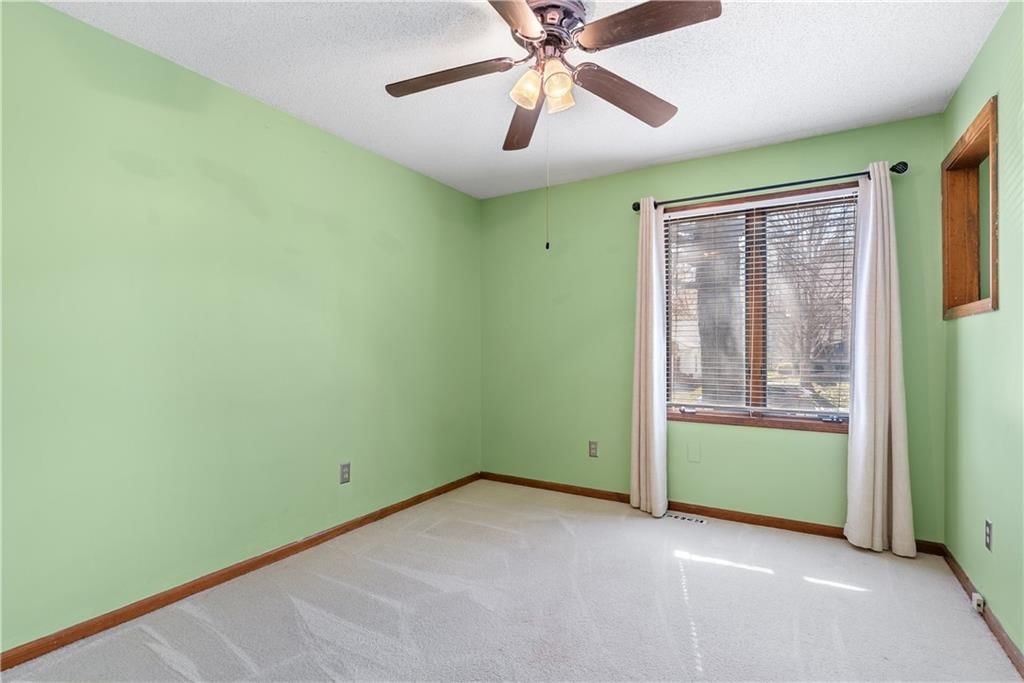 275 NW Beau Drive — photo 27