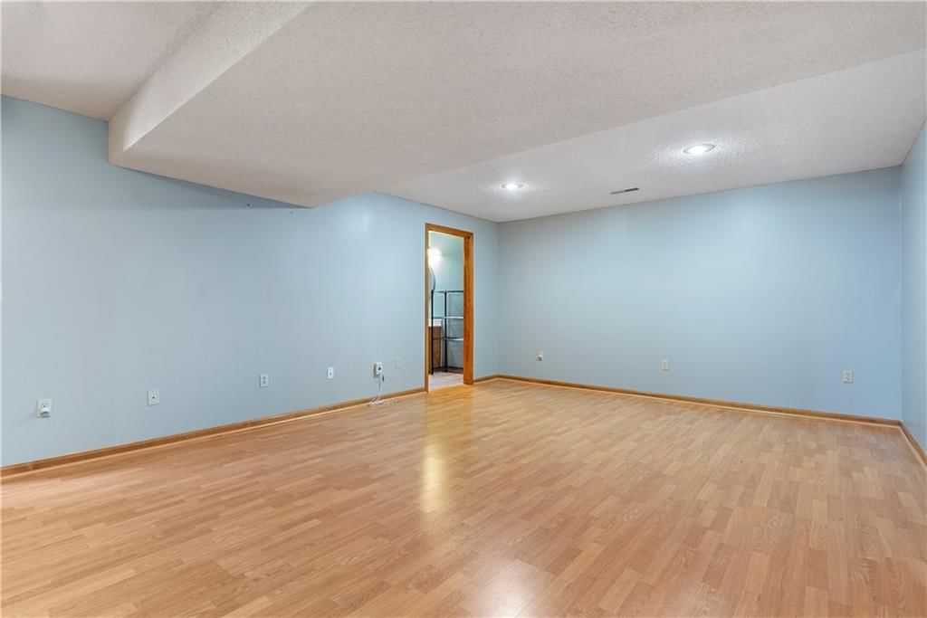 275 NW Beau Drive — photo 29