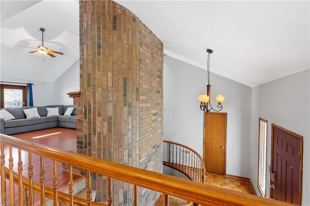 275 NW Beau Drive — photo 9