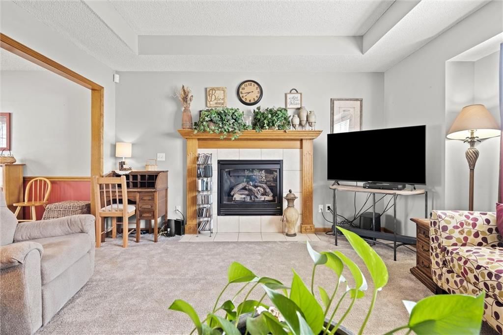 308 Crystal Drive — photo 5