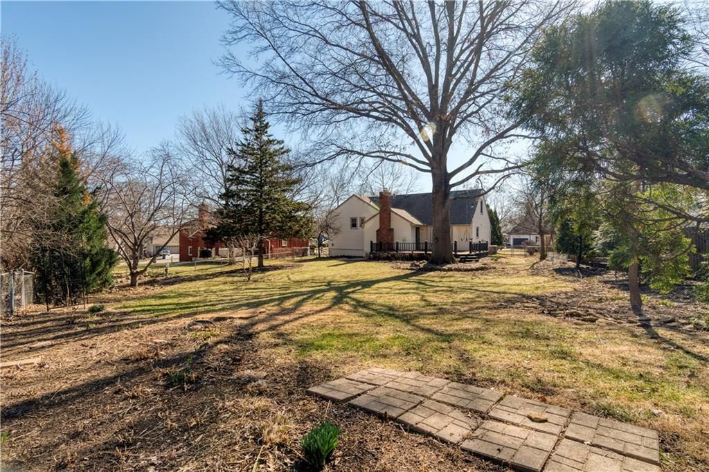10010 Caenen Drive — photo 33