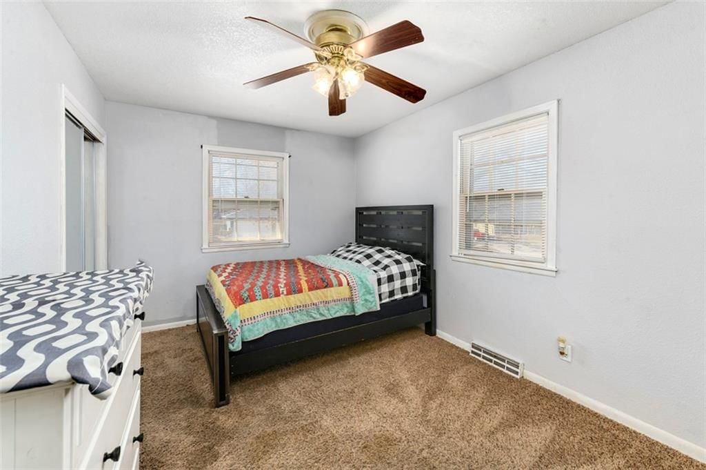 1206 E Willow Drive — photo 12